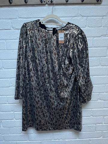 New hush Sylvie sequin dress 16