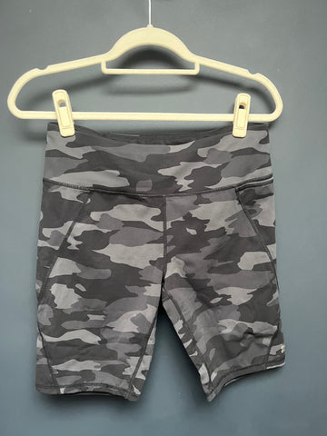 Sweaty Betty camo power shorts large 9inch
