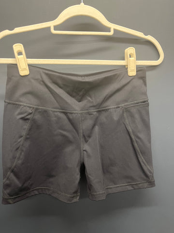 Black sweaty Betty power shorts medium 4inch