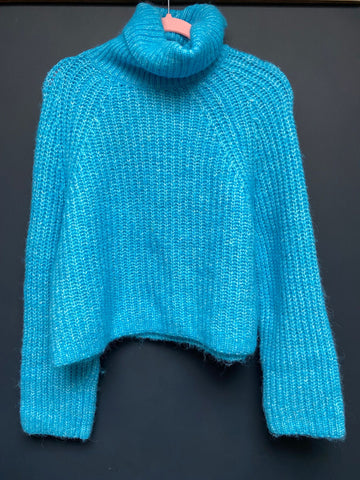 Zara blue jumper small