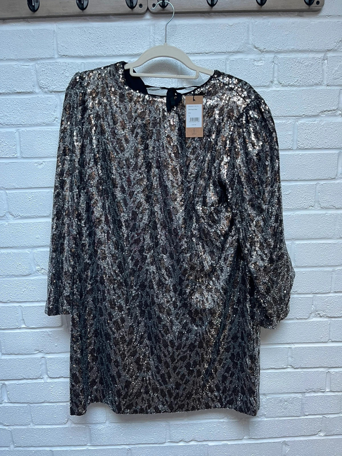New hush Sylvie sequin dress 16