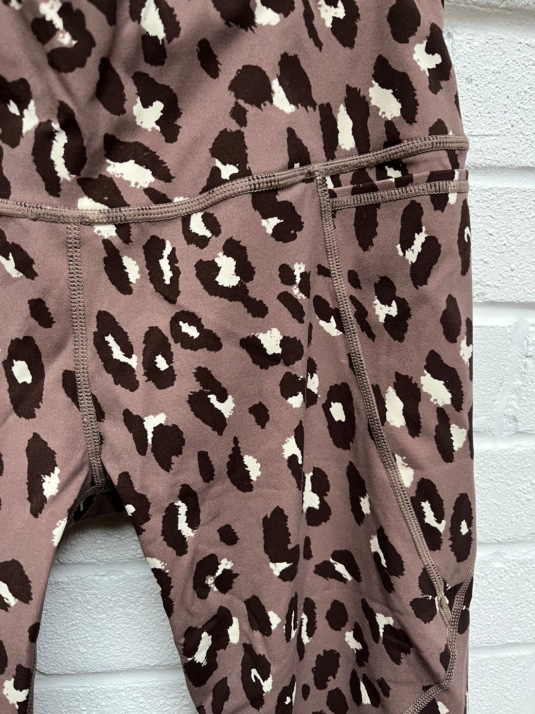 Sweaty Betty brown cheetah power leggings small 7/8