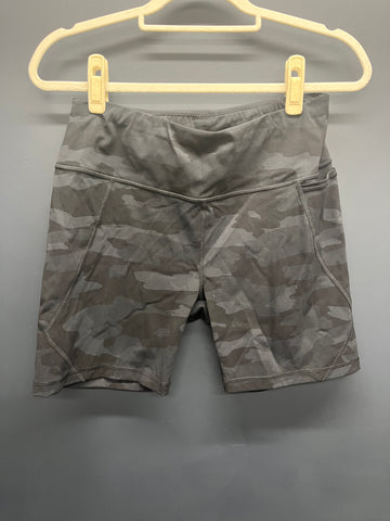 Sweaty Betty black camo shorts large 6inch