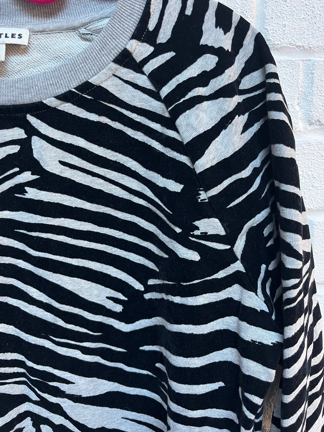Whistles zebra flocked sweatshirt medium