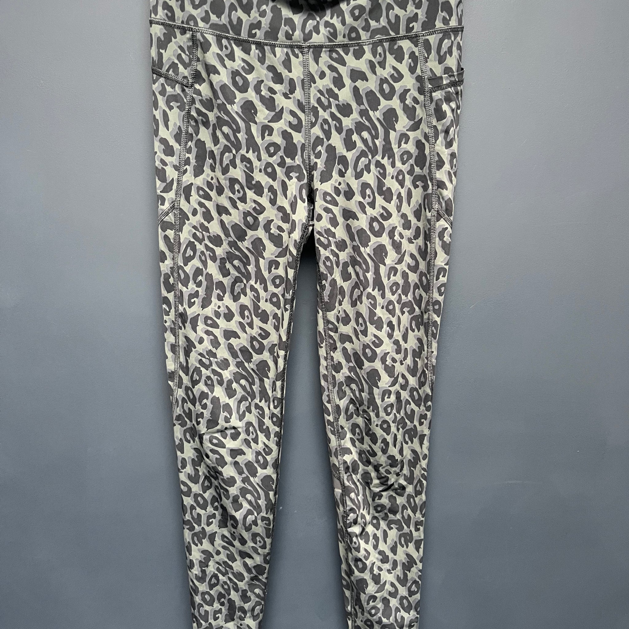 Sweaty Betty zero gravity leggings medium full