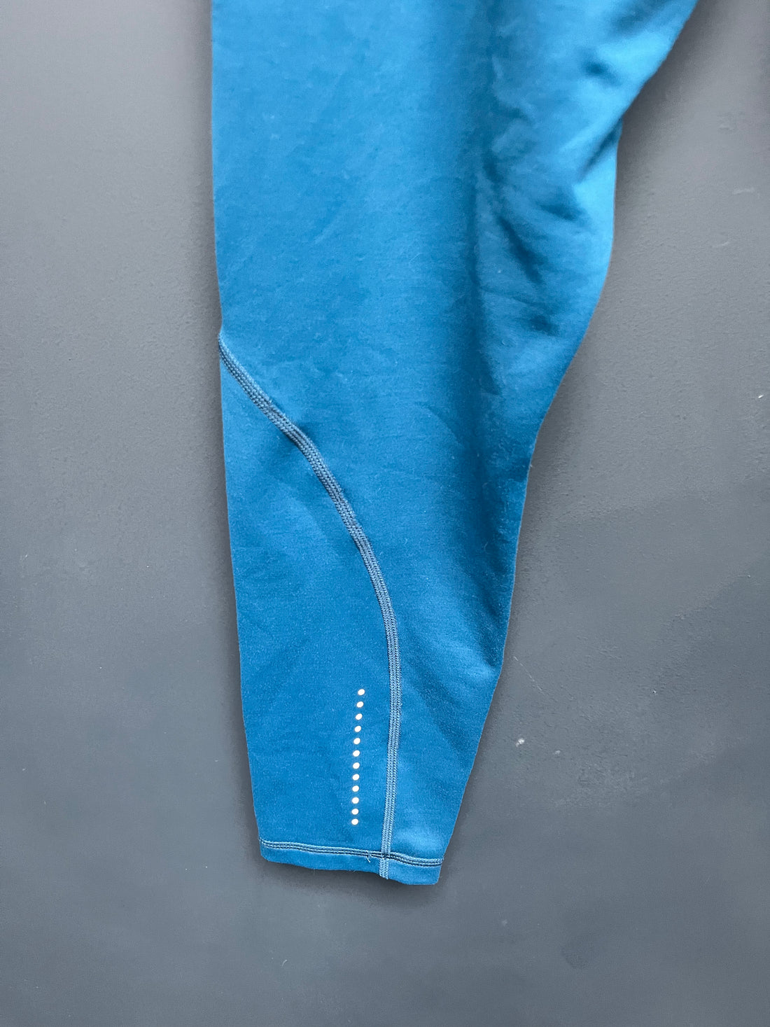 Sweaty Betty blue therma leggings medium 7/8