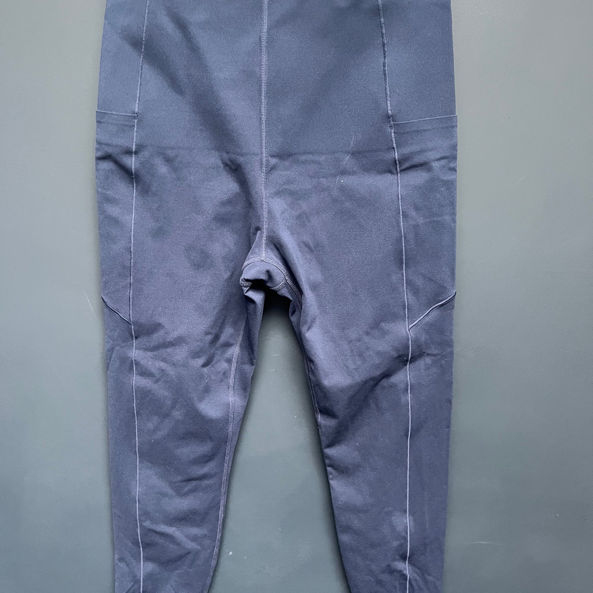 Sweaty Betty ultra high waist navy power leggings medium 7/8