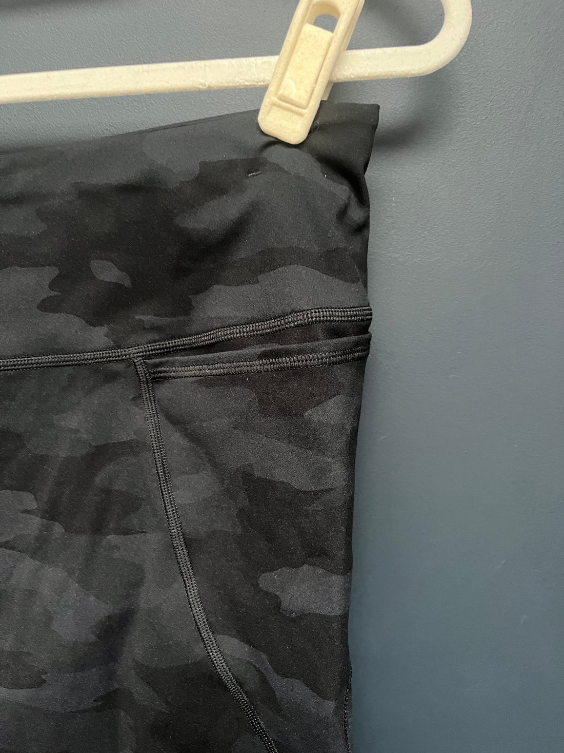 Sweaty Betty camo power shorts XLarge 6inch