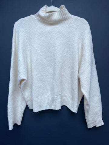 Zara cream jumper medium