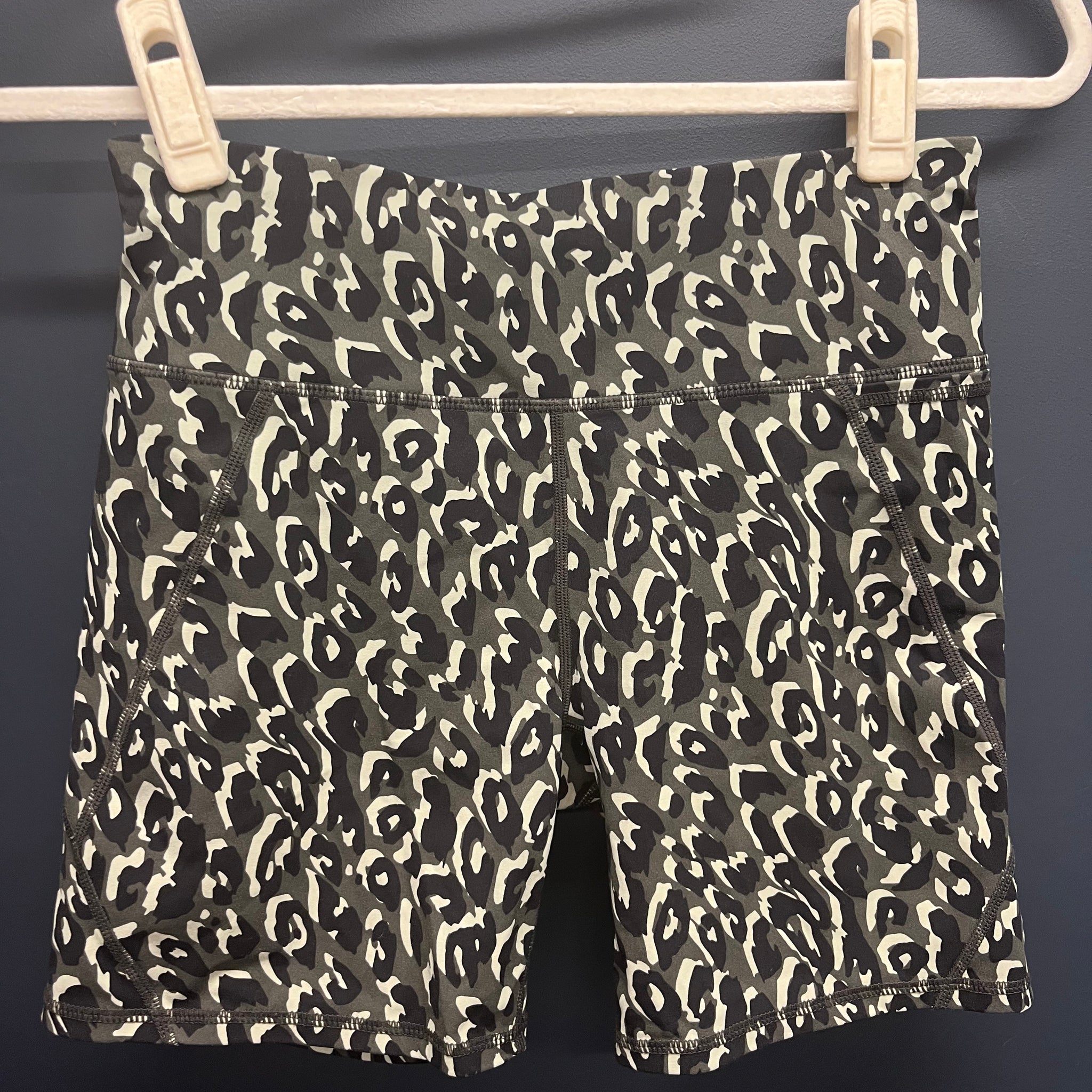 Sweaty Betty power shorts small 6inch